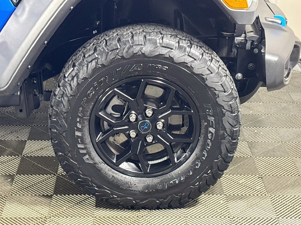 Used 2024 Jeep Wrangler Unlimited AWD/4WD image 22