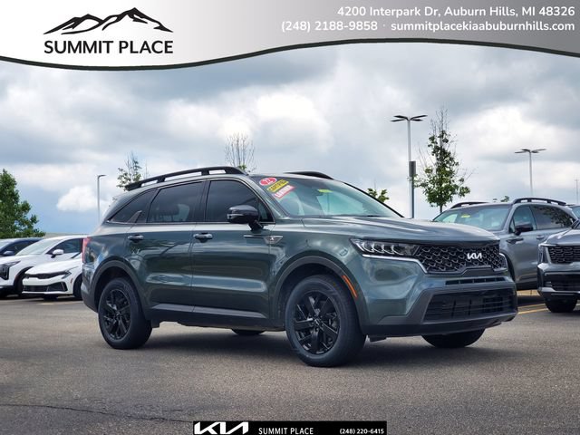 Certified 2022 Kia Sorento S w/ Panoramic Sunroof Package AWD/4WD image 1