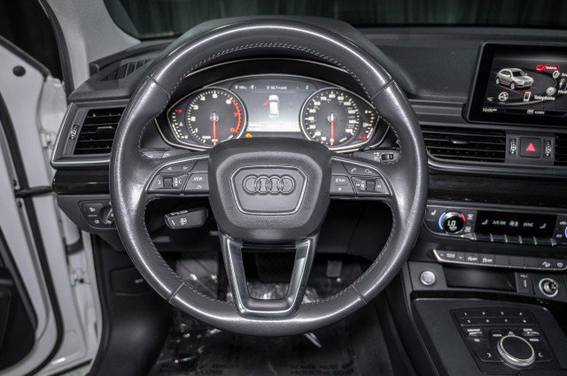 Used 2019 Audi Q5 2.0T Premium w/ Convenience Package AWD/4WD image 19