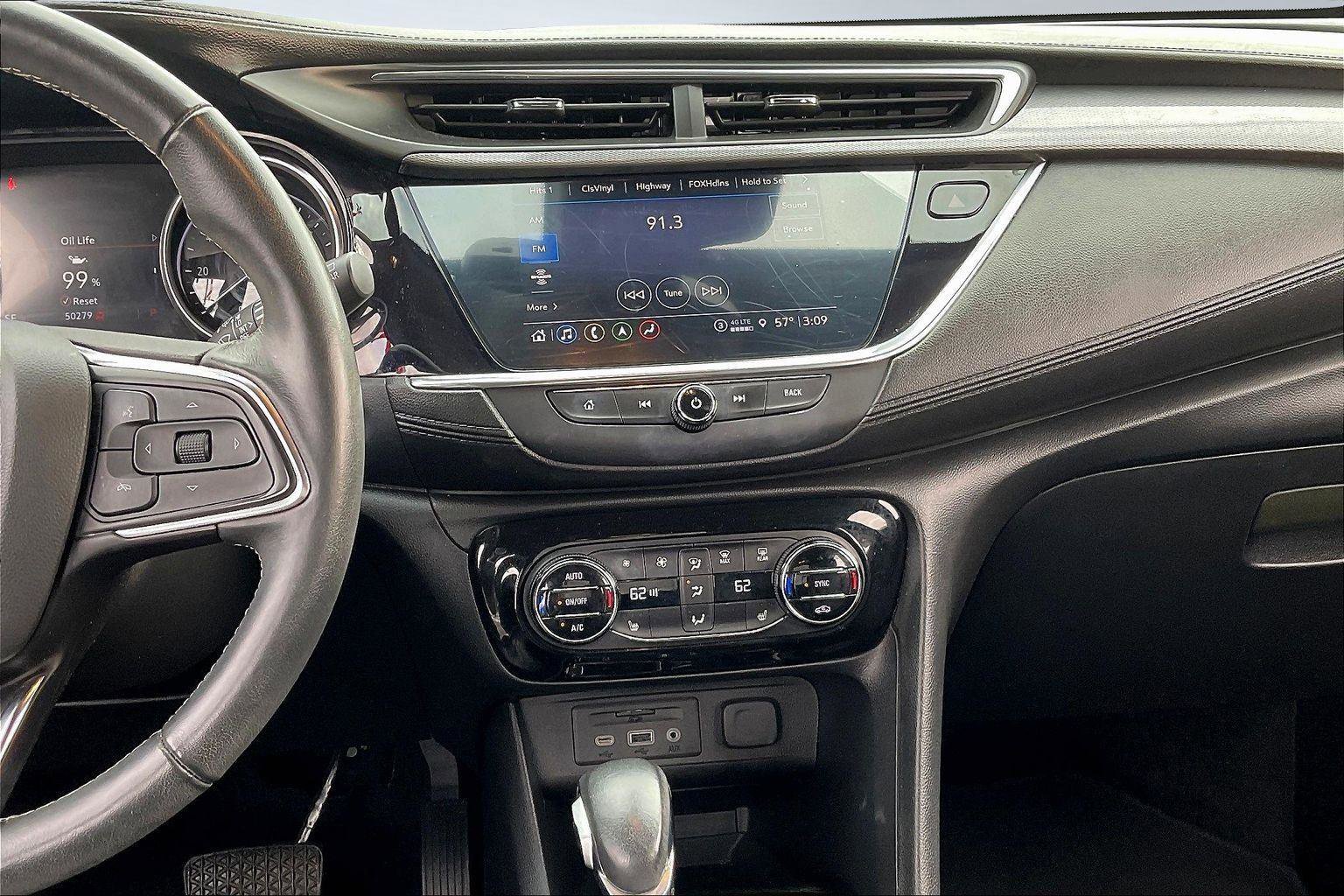 Used 2022 Buick Encore GX Essence w/ Advanced Technology Package image 6