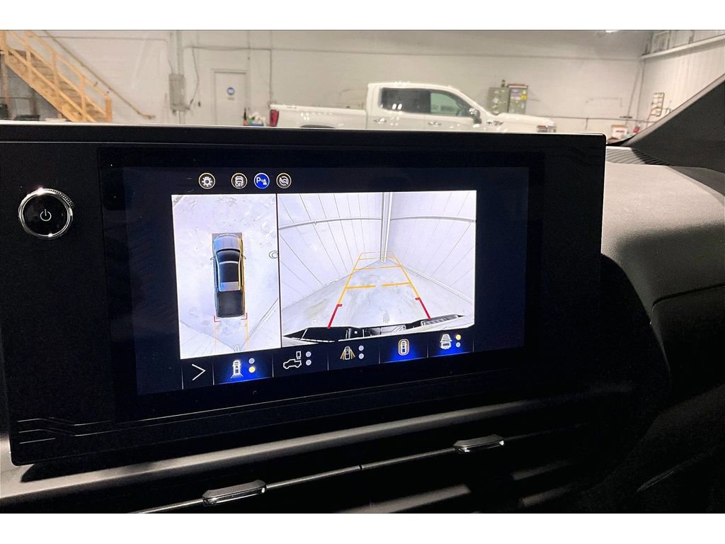 Used 2025 Chevrolet Silverado EV W/T image 22