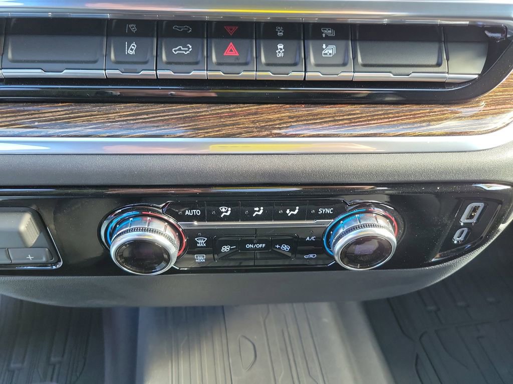 New 2025 GMC Sierra 2500 SLE w/ SLE Convenience Package image 27