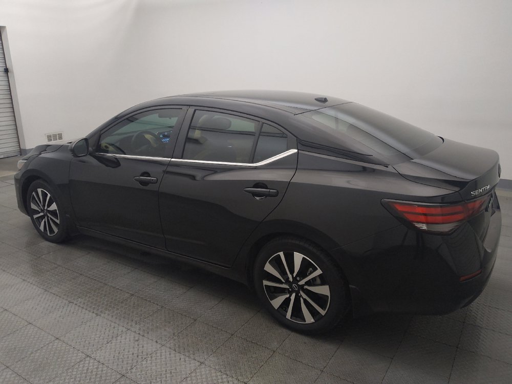 Used 2024 Nissan Sentra SV w/ SV Premium Package FWD image 3