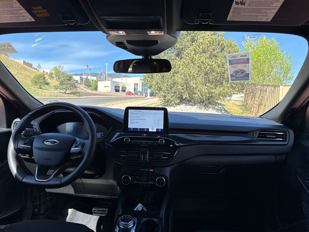 Certified 2023 Ford Escape ST-Line AWD/4WD image 26