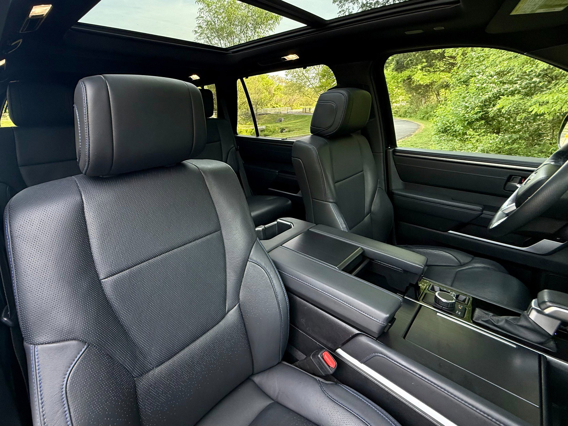 Used 2023 Toyota Sequoia Platinum image 47