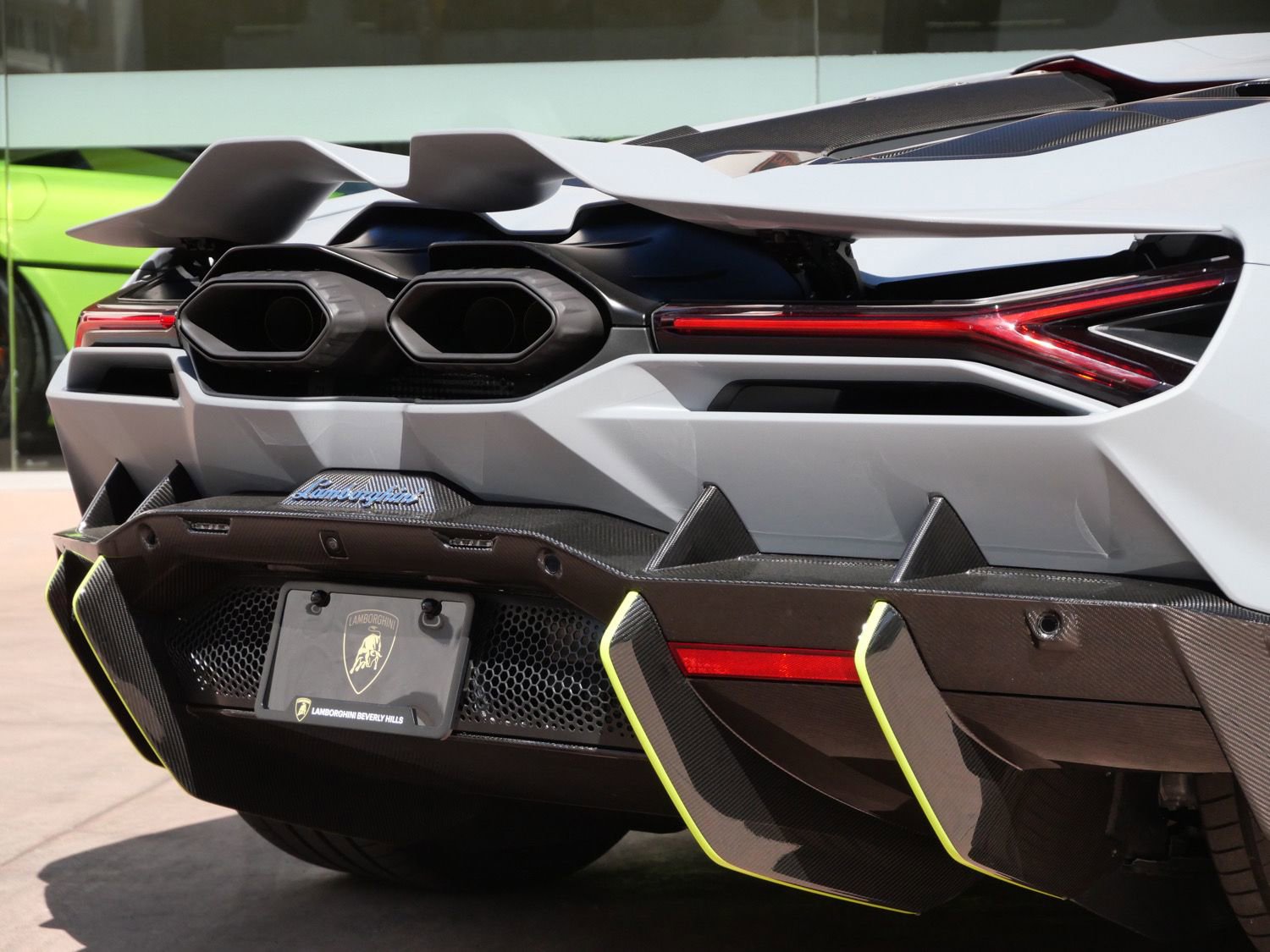 Used 2025 Lamborghini Revuelto AWD/4WD image 20