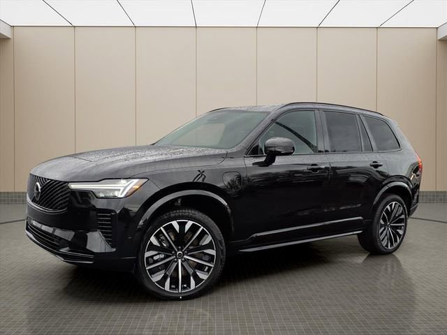 New 2026 Volvo XC90 T8 Ultra w/ Protection Package Premier image 2