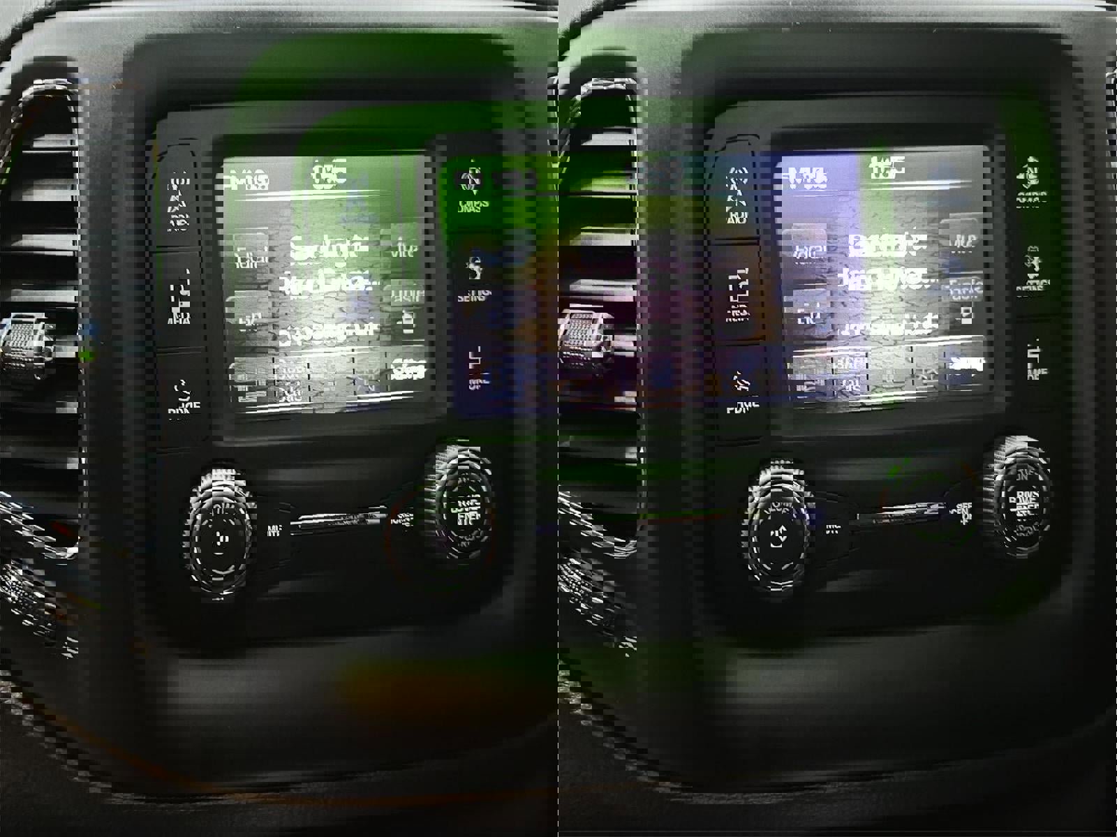 Used 2017 Jeep Compass Latitude w/ Safe & Security Group image 13