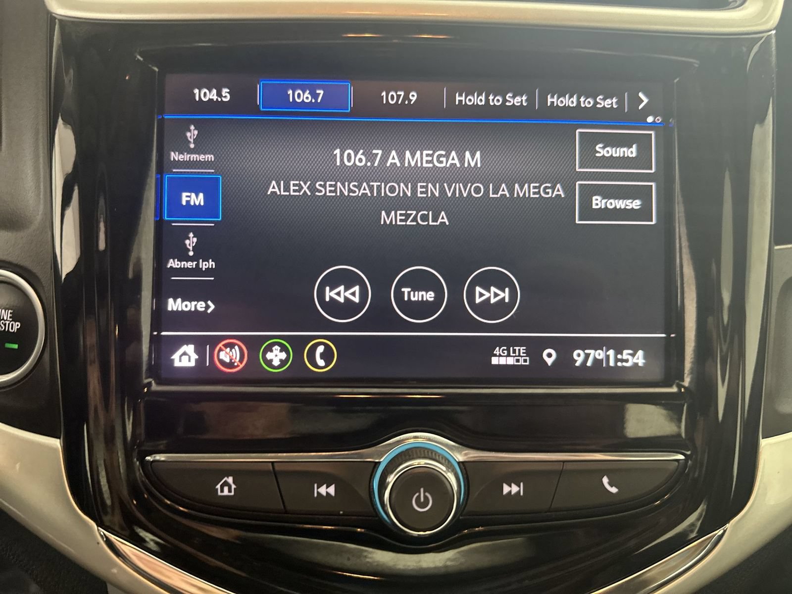 Used 2020 Chevrolet Sonic Premier FWD image 18