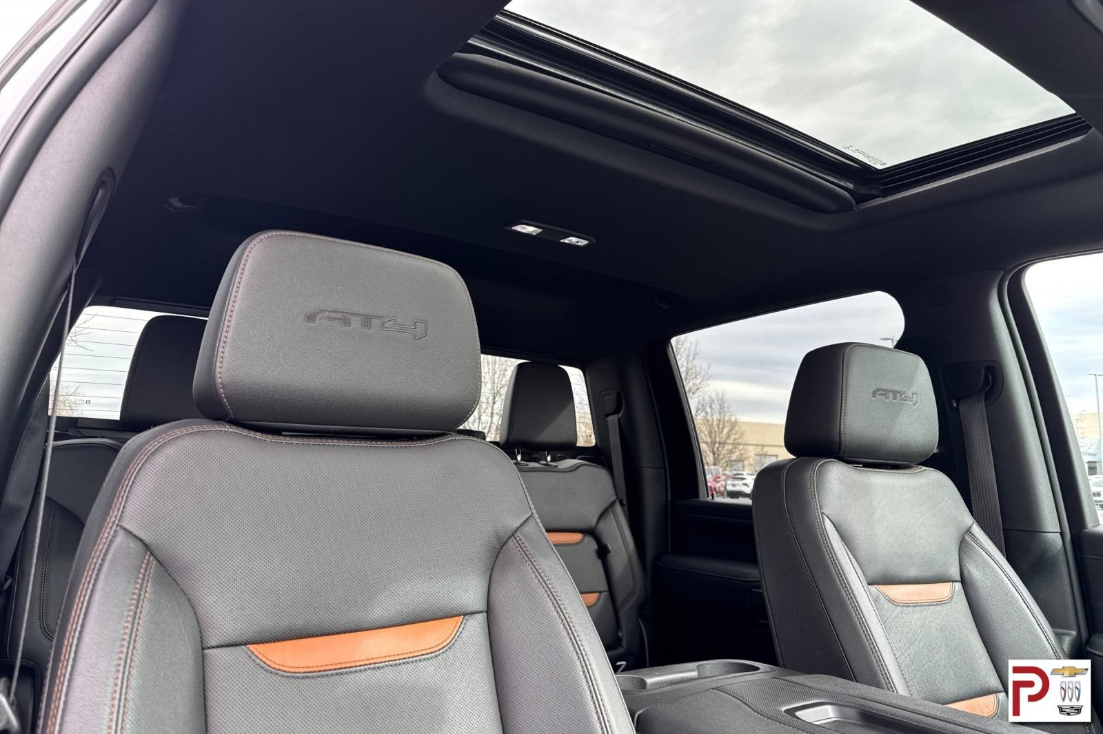 Certified 2022 GMC Sierra 2500 AT4 w/ AT4 Premium Plus Package AWD/4WD image 18