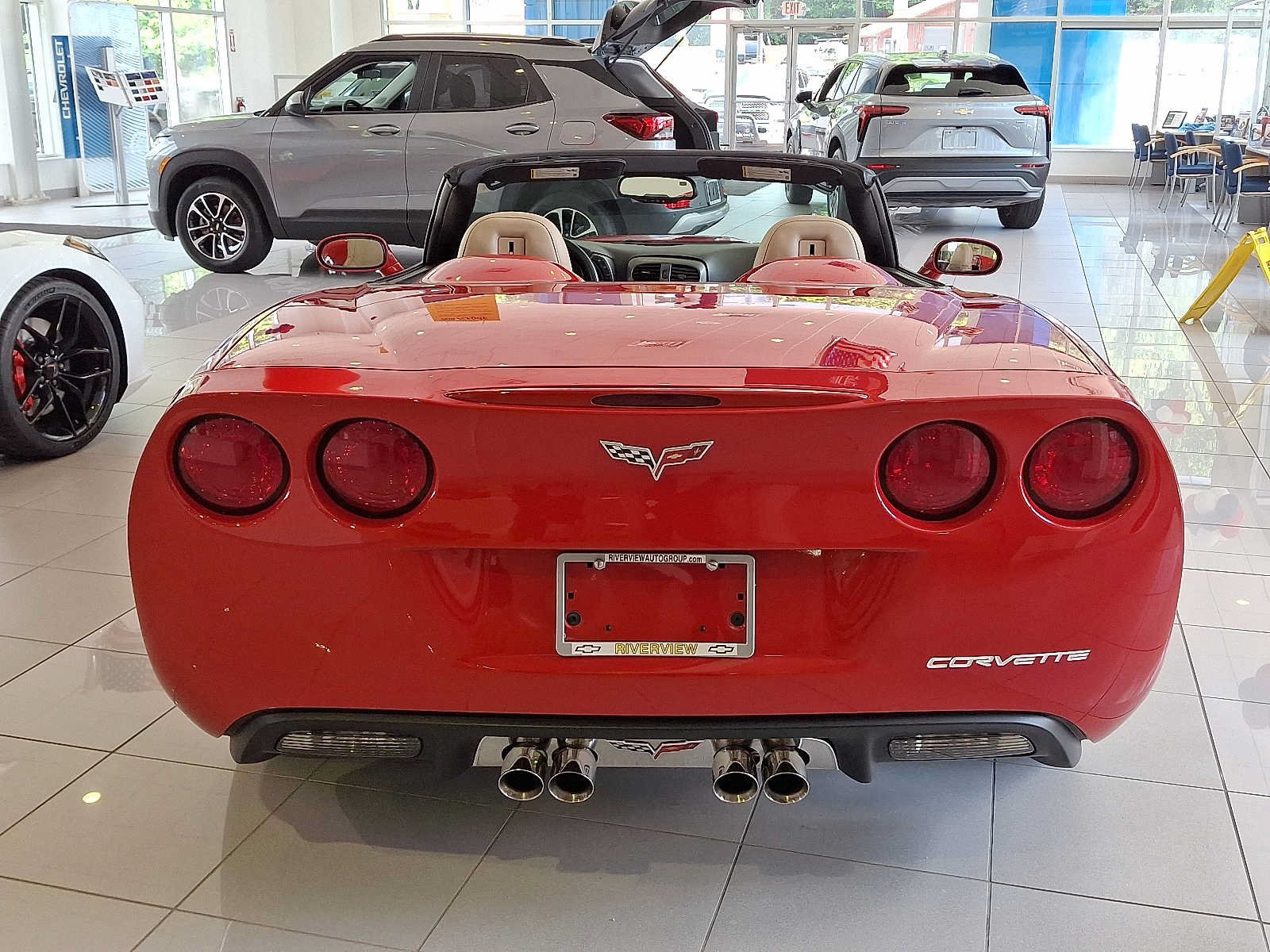 Used 2006 Chevrolet Corvette Convertible w/ Preferred Equipment Group RWD image 5