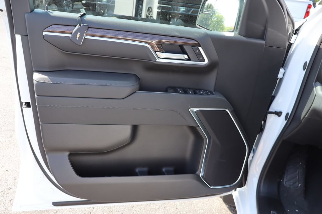 New 2026 Chevrolet Silverado 1500 LT AWD/4WD image 4