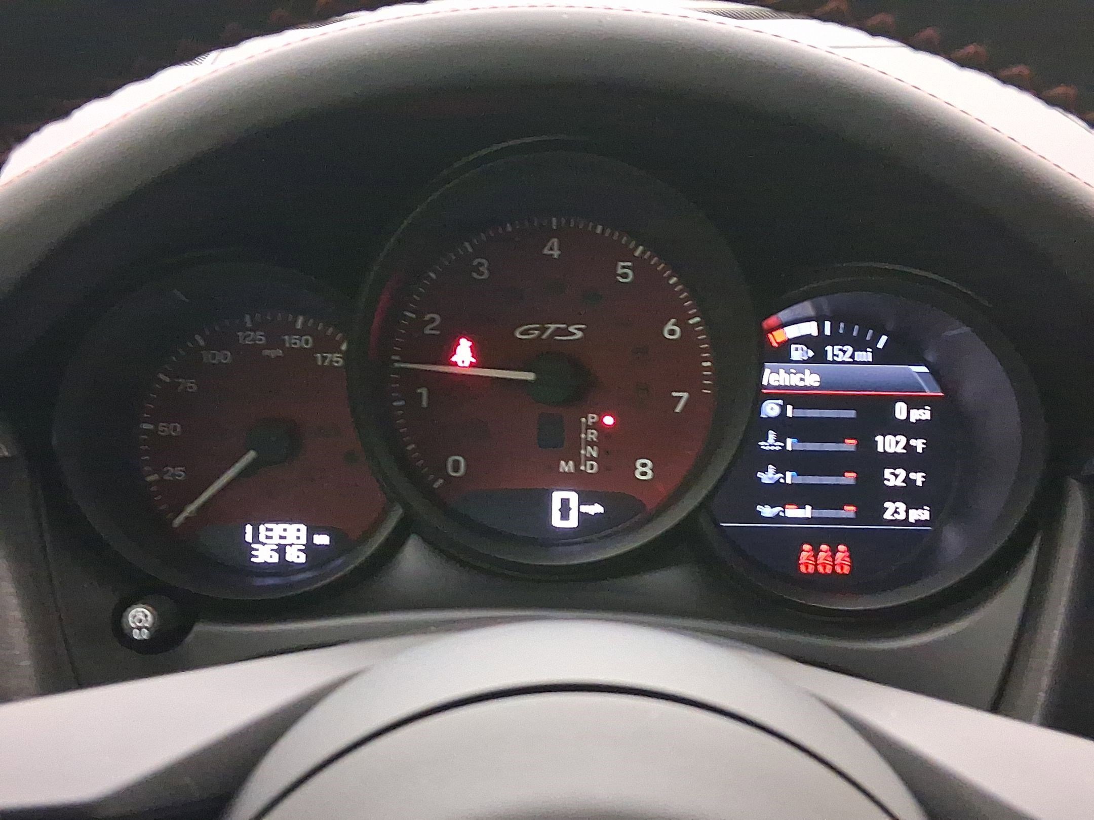 Certified 2025 Porsche Macan GTS image 18