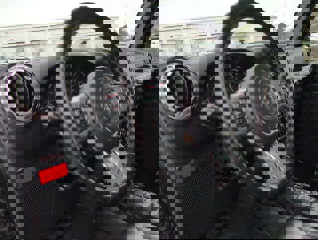 Used 2017 Jeep Wrangler Unlimited Rubicon AWD/4WD image 10