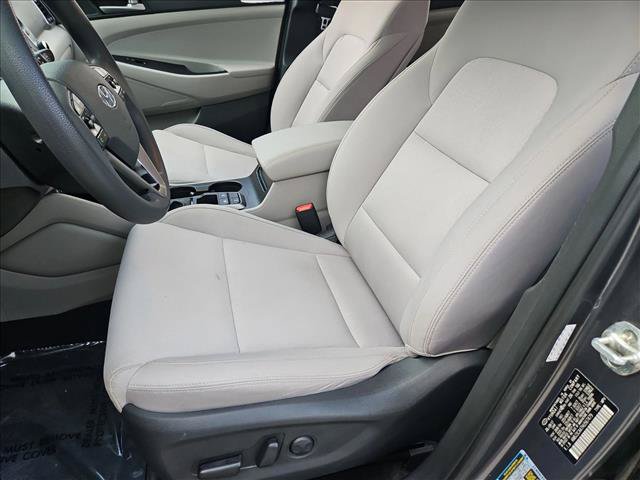 Used 2017 Hyundai Tucson SE w/ SE Popular Package 02 AWD/4WD image 15
