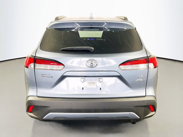 Used 2024 Toyota Corolla Cross LE w/ Moonroof Package AWD/4WD image 7