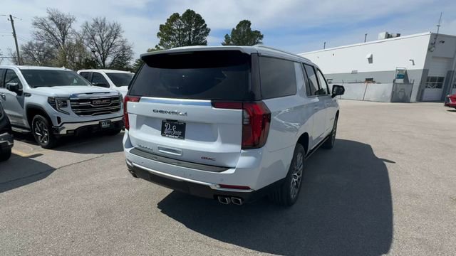 New 2026 GMC Yukon XL Denali image 8