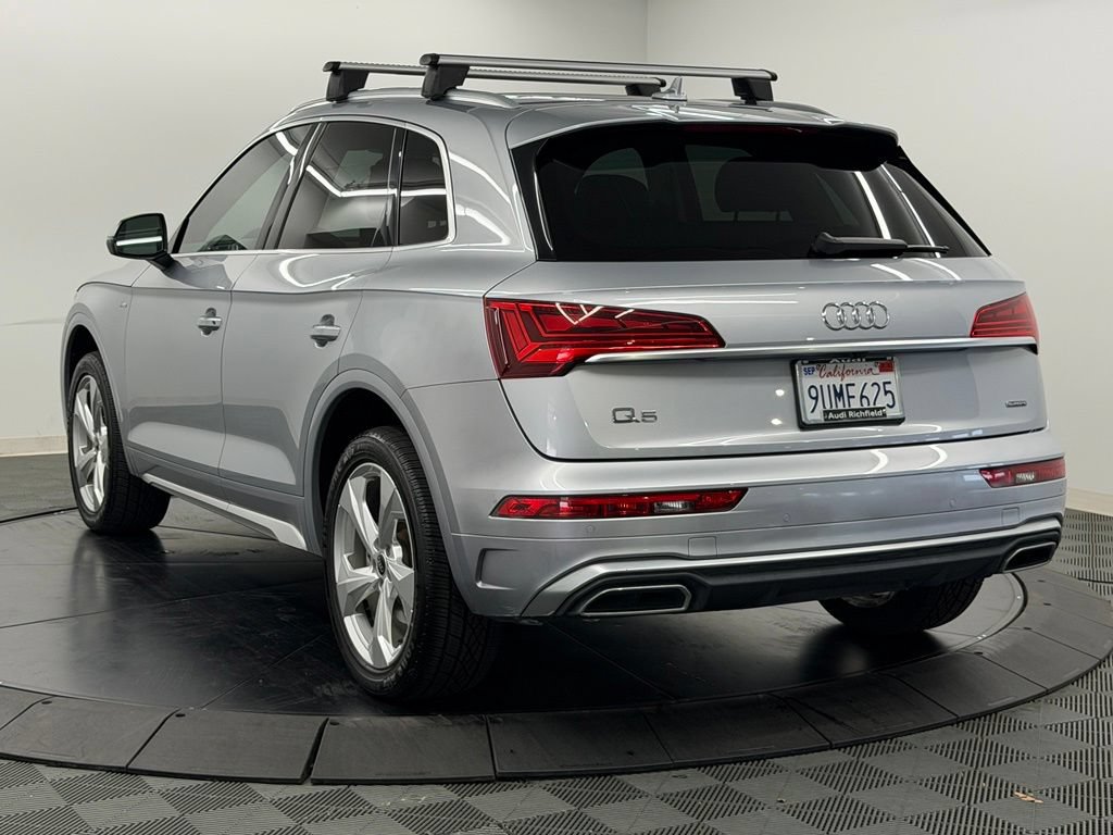 Used 2022 Audi Q5 2.0T Premium Plus w/ Premium Plus Package AWD/4WD image 12