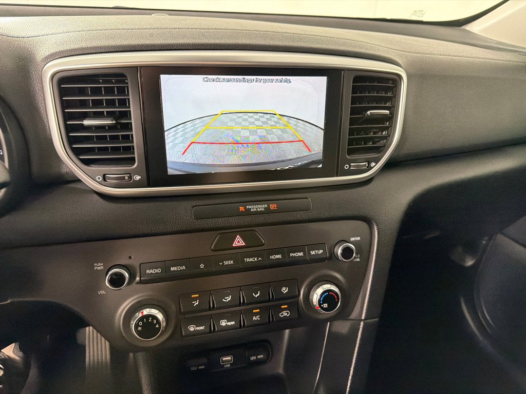 Used 2021 Kia Sportage LX image 17