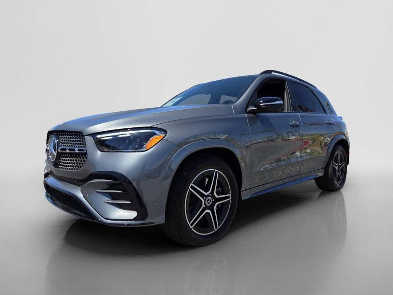 New 2026 Mercedes-Benz GLE 450e 4MATIC image 8