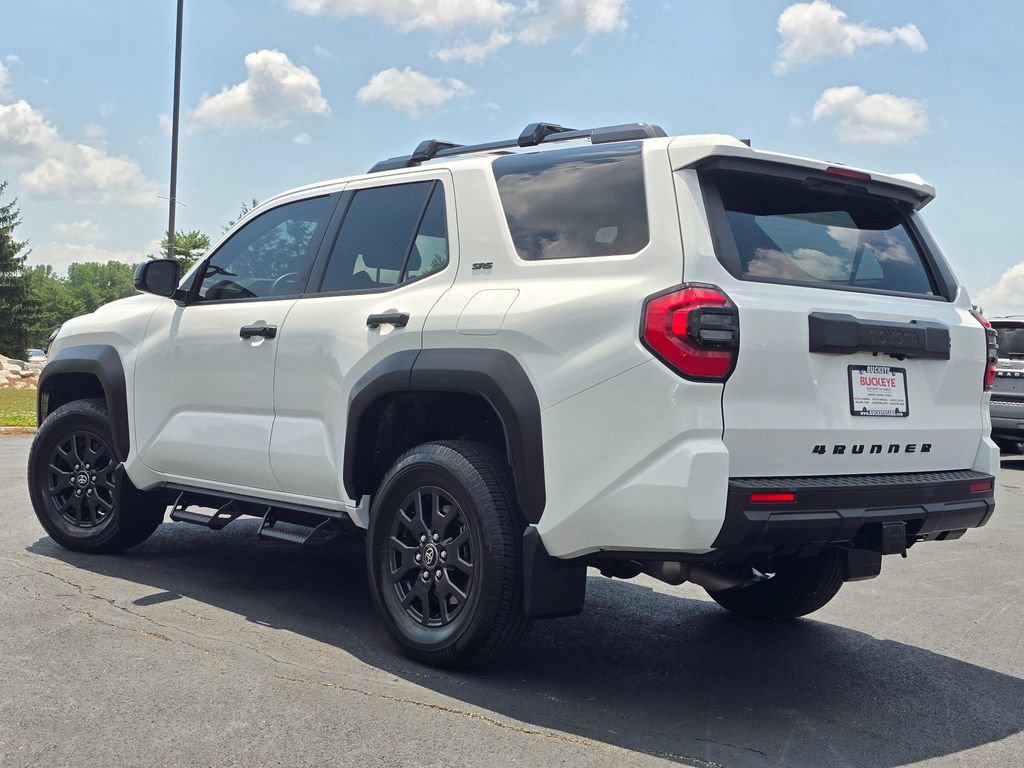 Used 2025 Toyota 4Runner SR5 AWD/4WD image 6