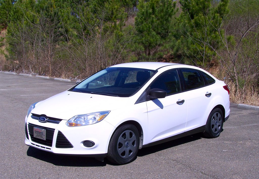 Used 2013 Ford Focus S image 1