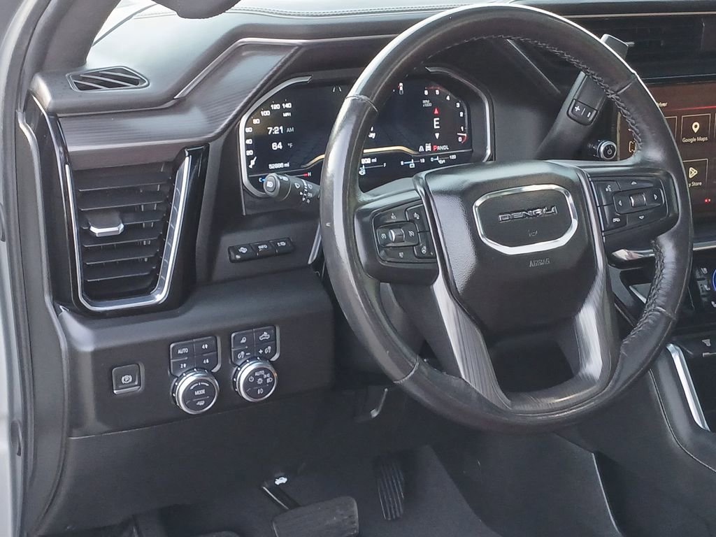 Used 2024 GMC Sierra 3500 Denali Ultimate AWD/4WD image 18