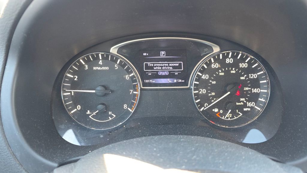 Used 2017 Nissan Altima 2.5 SV FWD image 17