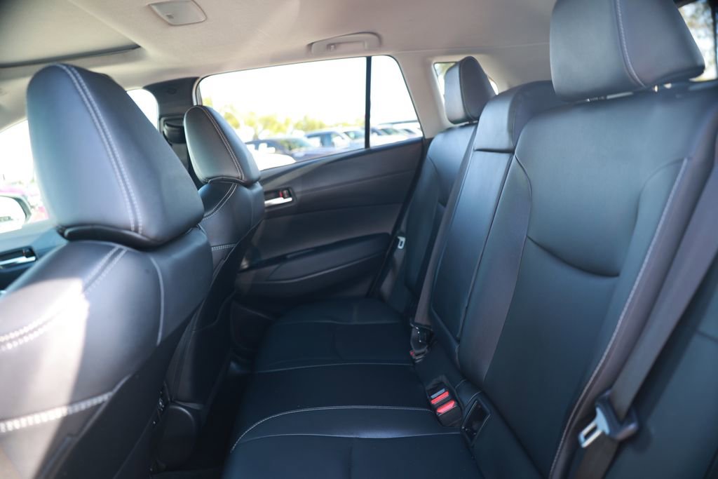 Used 2024 Toyota Corolla Cross XLE w/ Convenience Package image 32
