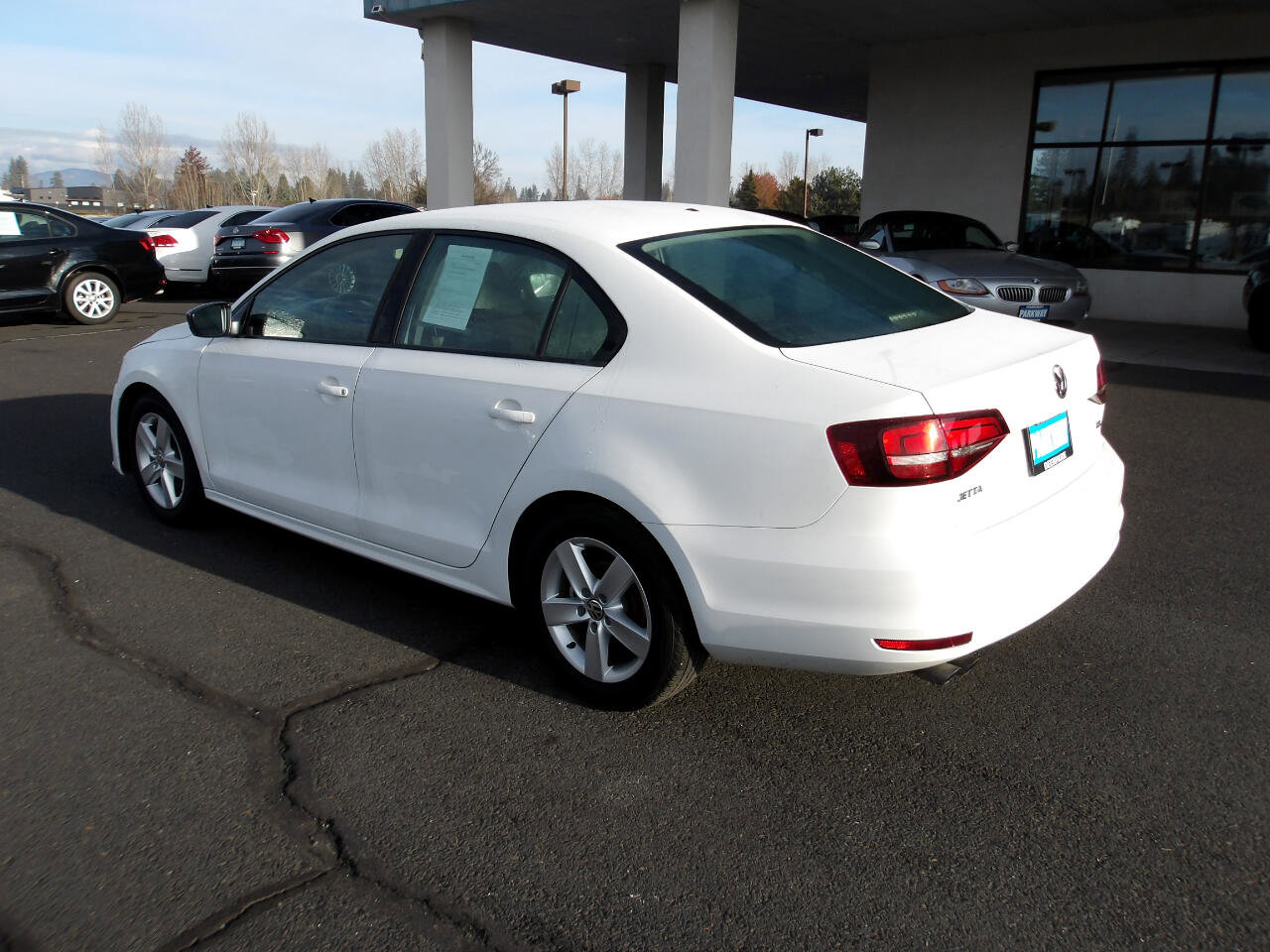 Used 2016 Volkswagen Jetta S image 3