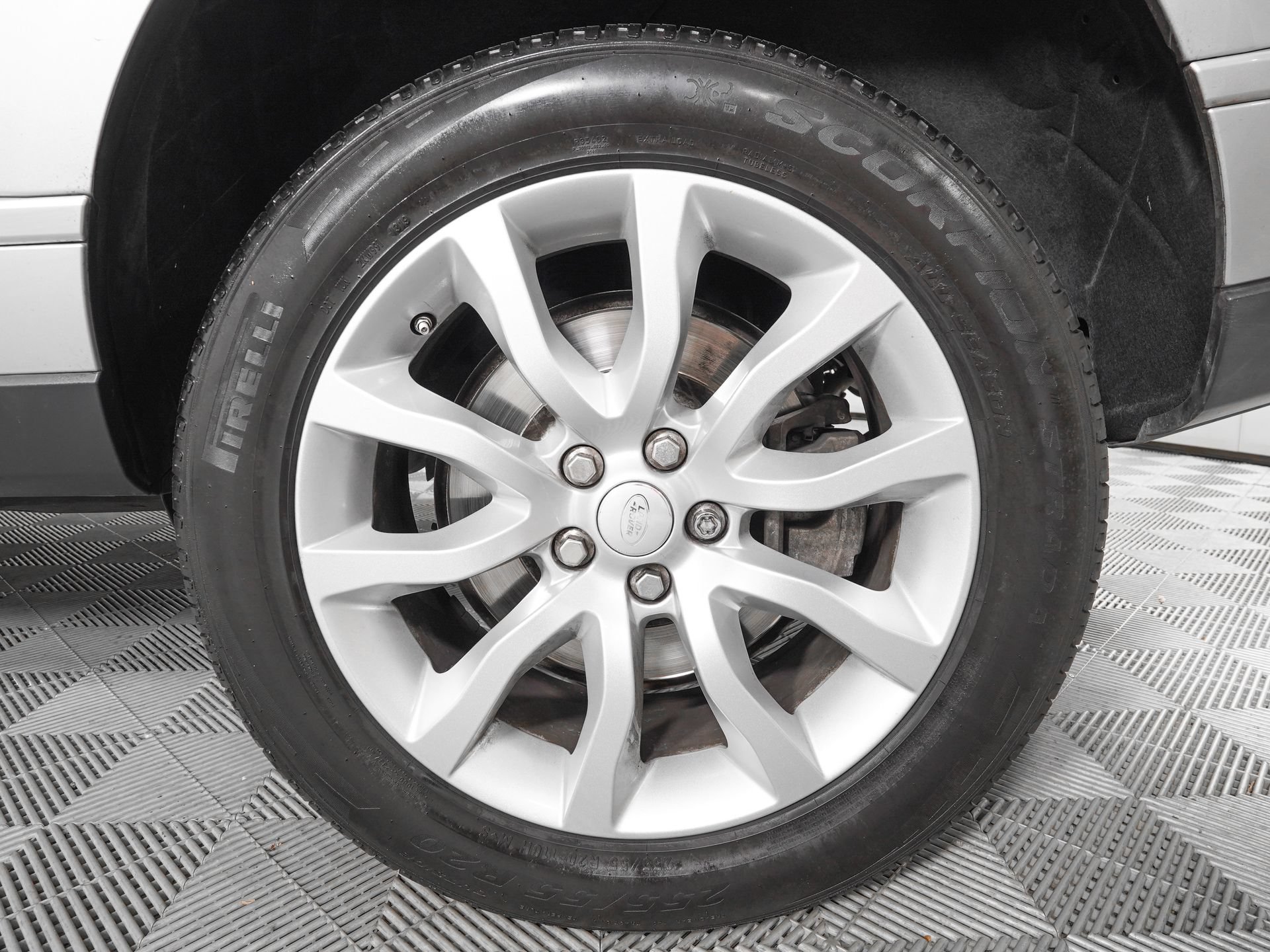 Used 2016 Land Rover Range Rover AWD/4WD image 33