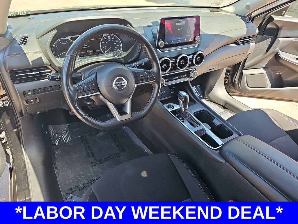 Used 2023 Nissan Sentra SR w/ Midnight Edition Package FWD image 15