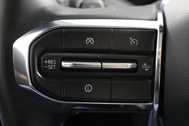Used 2024 GMC Acadia Denali AWD/4WD image 11