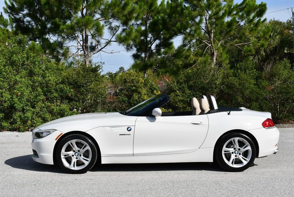 Used 2012 BMW Z4 sDrive35i RWD image 31