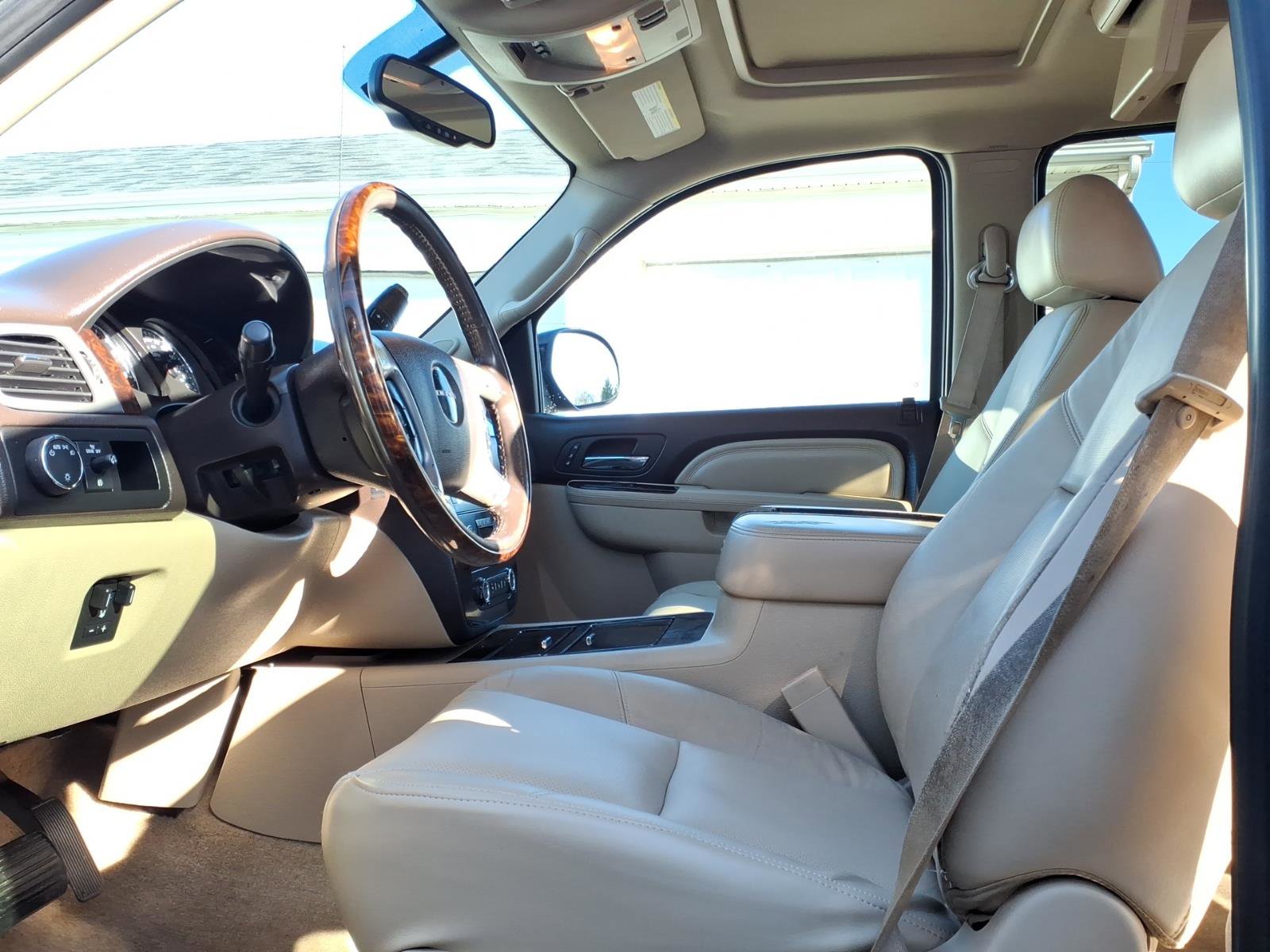 Used 2011 GMC Sierra 1500 Denali image 9