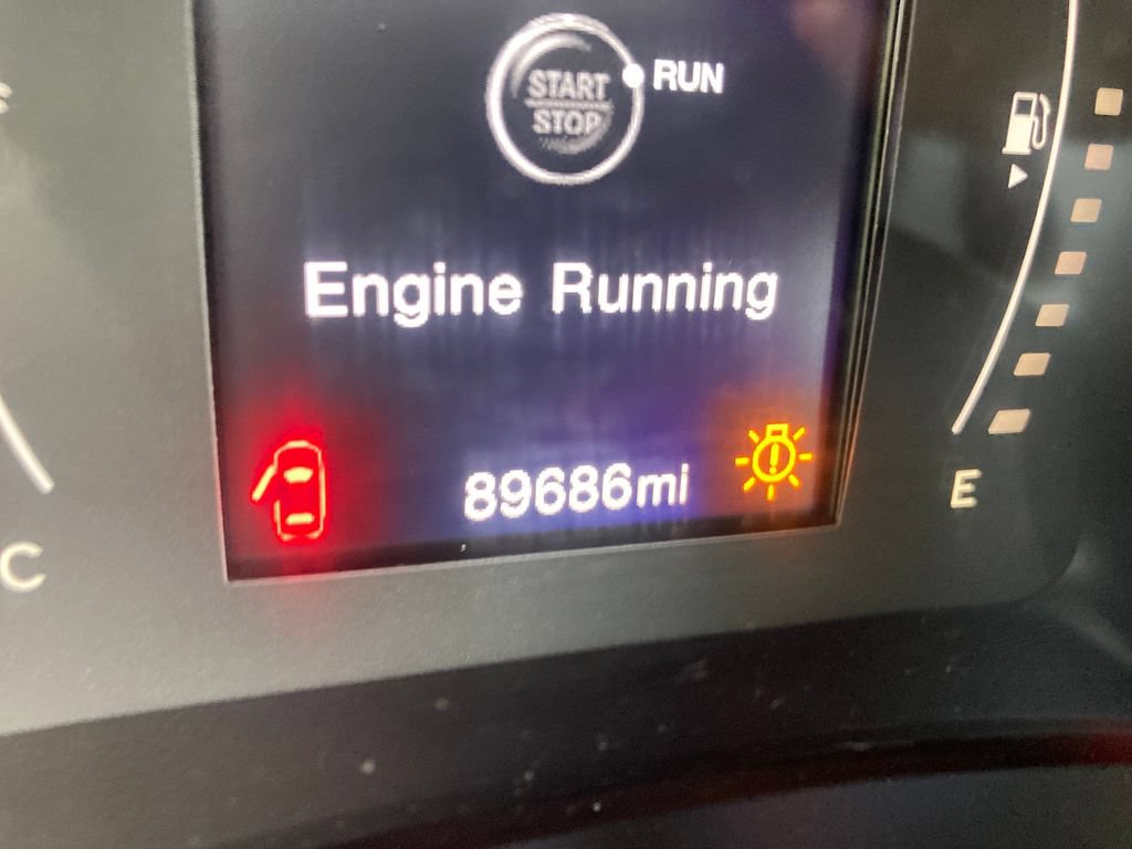 Used 2016 Jeep Renegade Latitude AWD/4WD image 20