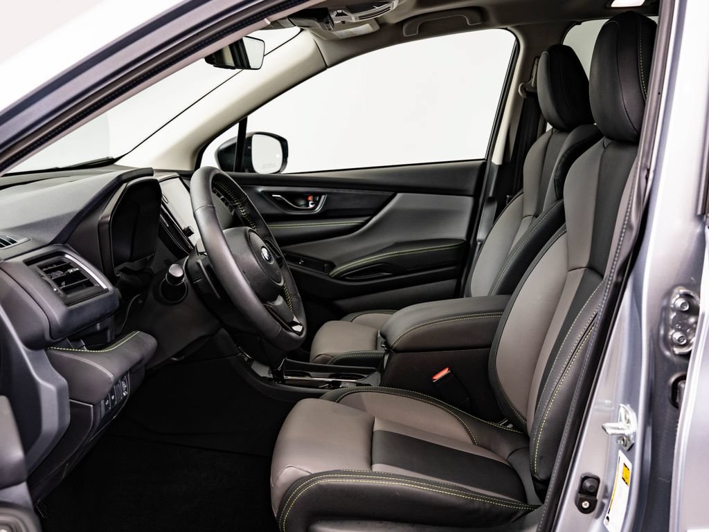 Used 2025 Subaru Ascent Onyx Edition AWD/4WD image 24