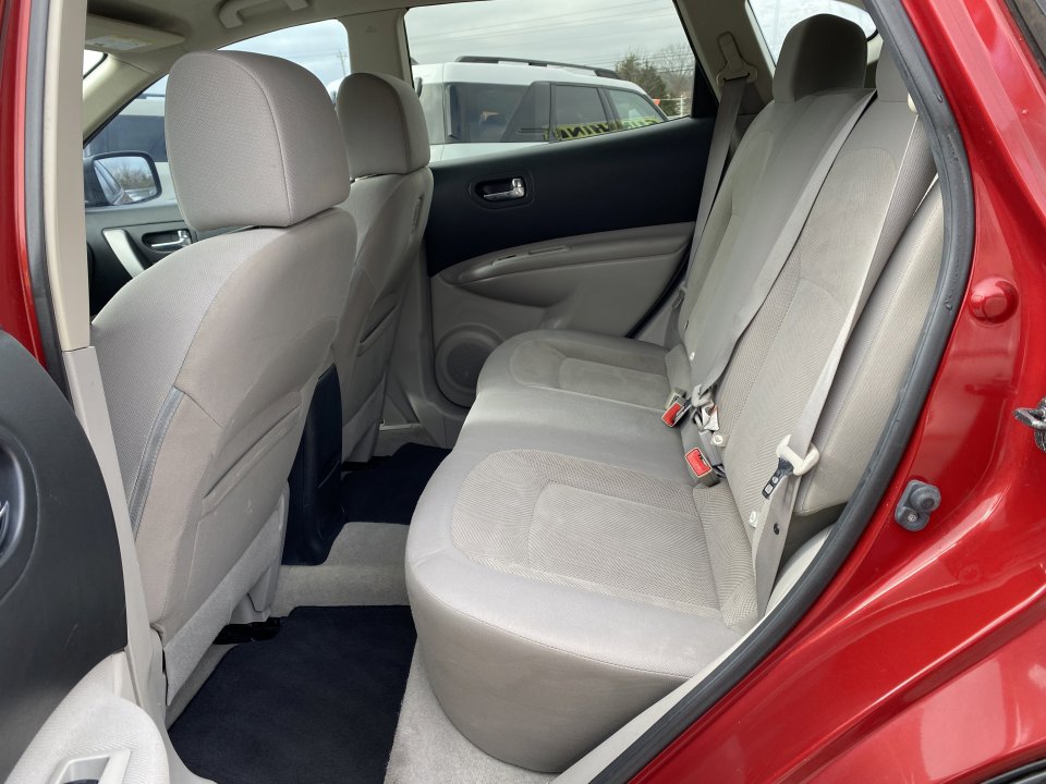 Used 2015 Nissan Rogue S w/ Convenience Package image 15