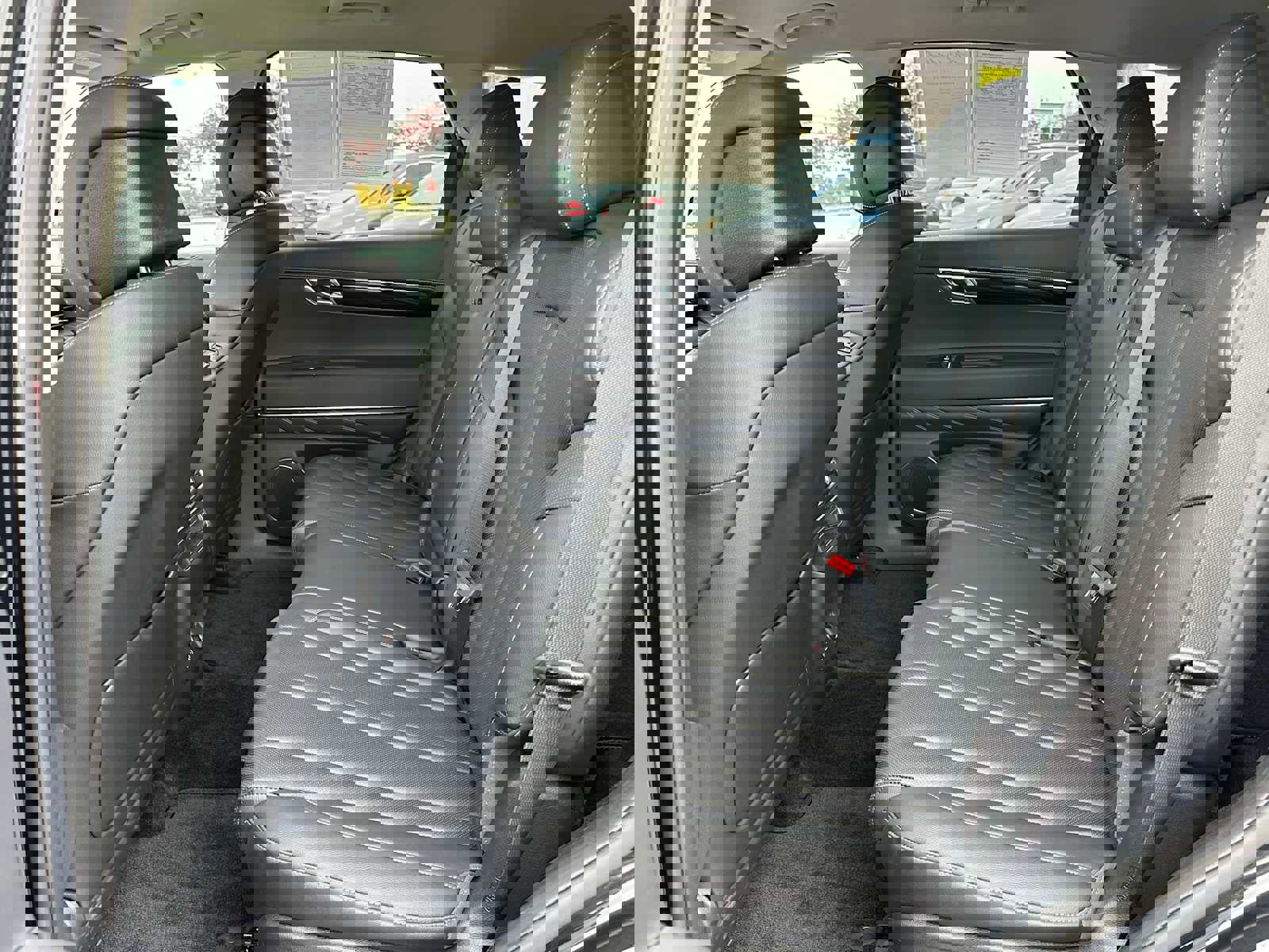 Used 2025 Genesis GV80 2.5T Standard image 16