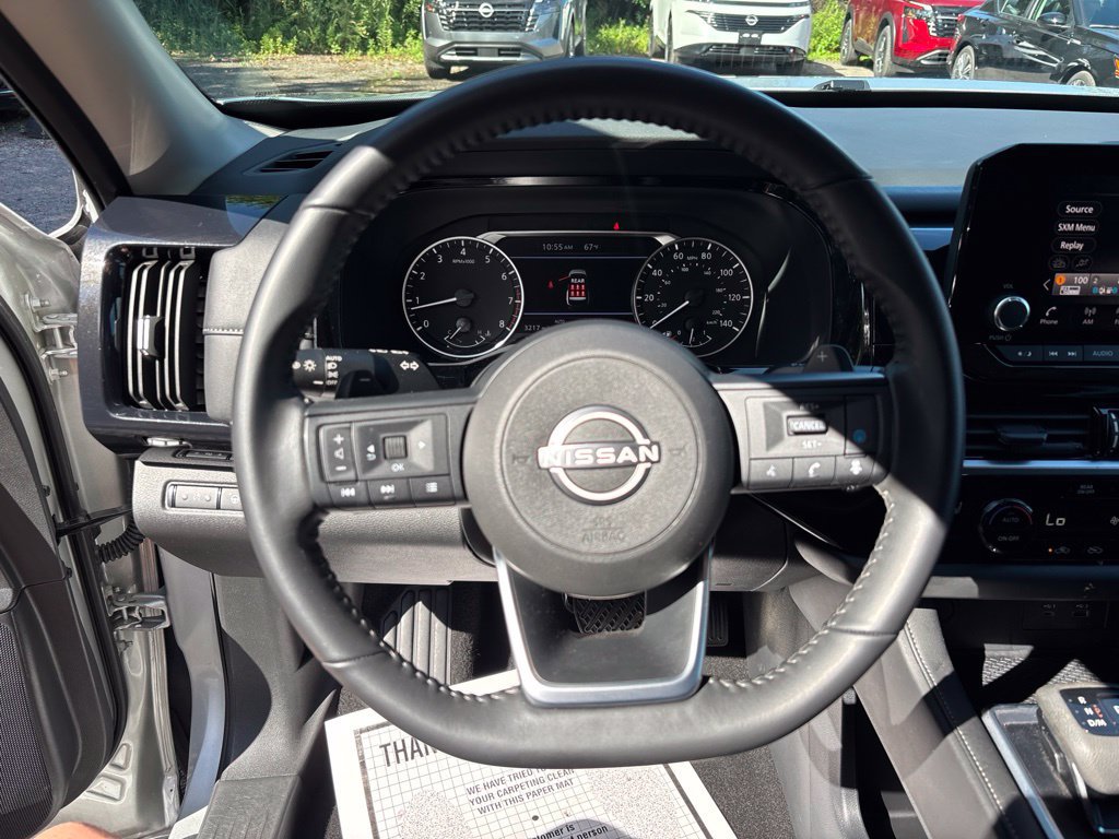 Certified 2025 Nissan Pathfinder SV AWD/4WD image 23