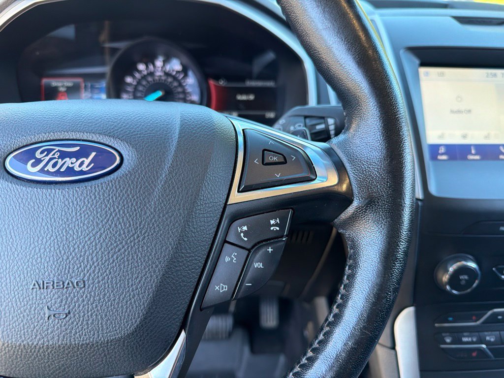 Used 2020 Ford Edge SEL w/ Convenience Package AWD/4WD image 17