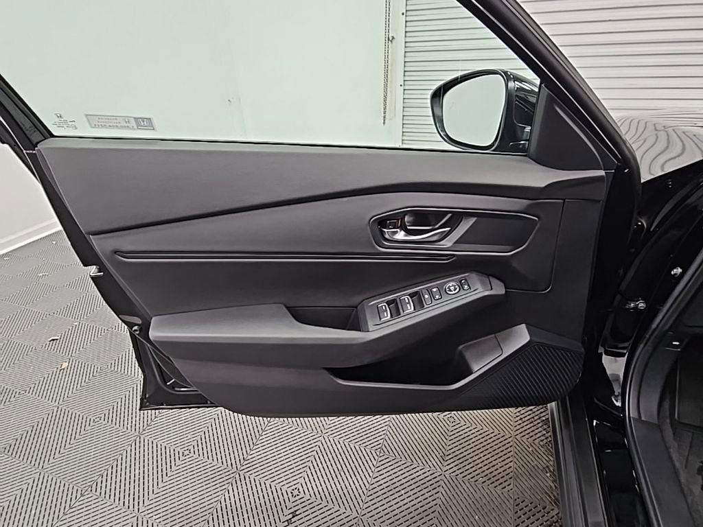 Used 2025 Honda Accord SE image 27