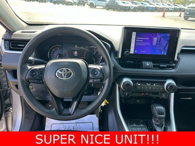 Used 2023 Toyota RAV4 LE image 17
