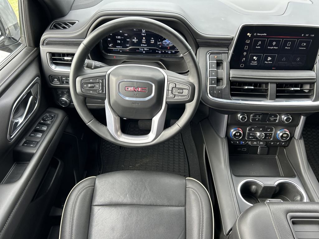 Certified 2024 GMC Yukon XL SLT w/ SLT Luxury Package image 15