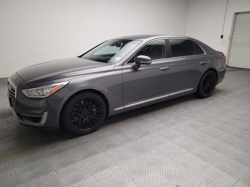 Used 2017 Genesis G90 3.3T Premium RWD image 2
