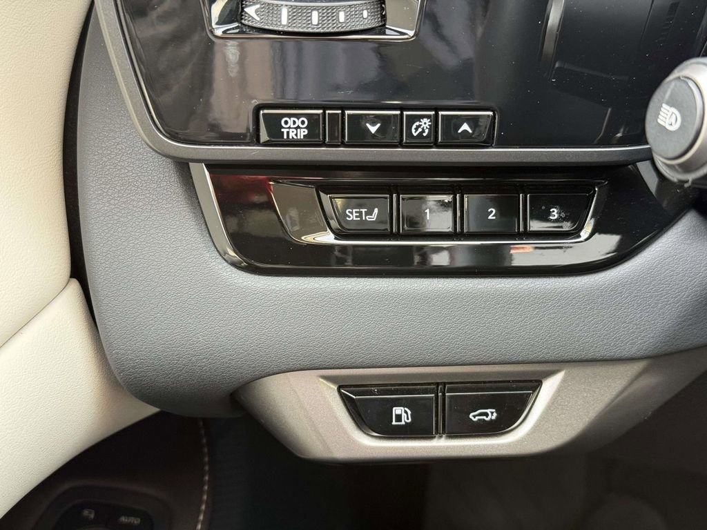 Used 2024 Lexus RX 350 Premium image 21