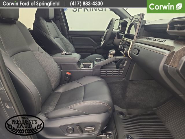 Used 2025 Toyota Tacoma Limited image 9