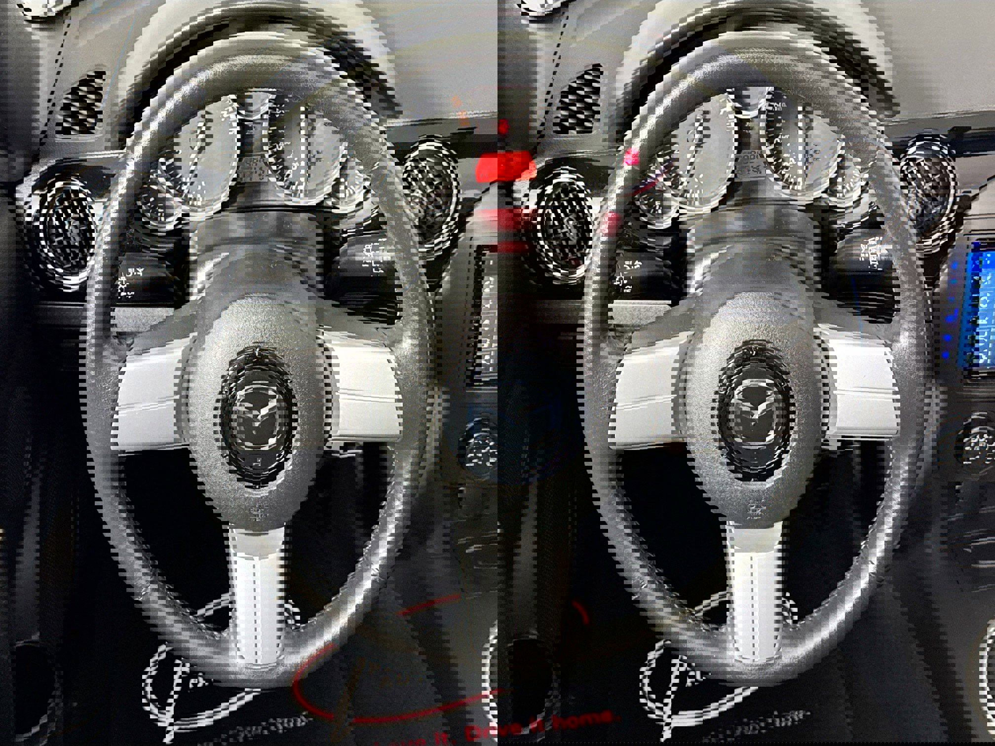 Used 2006 MAZDA MX-5 Miata image 21