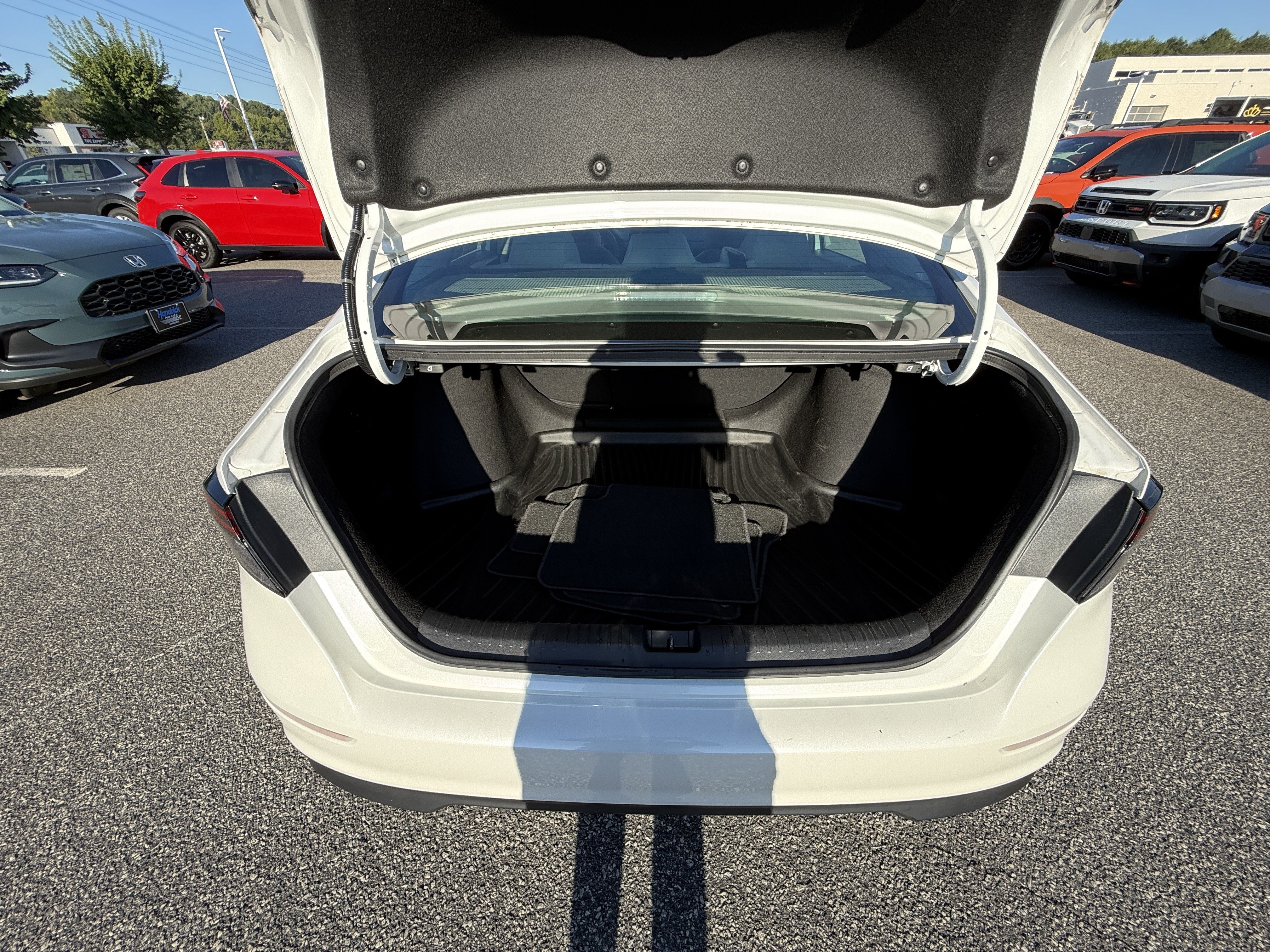 Used 2025 Honda Accord SE image 33