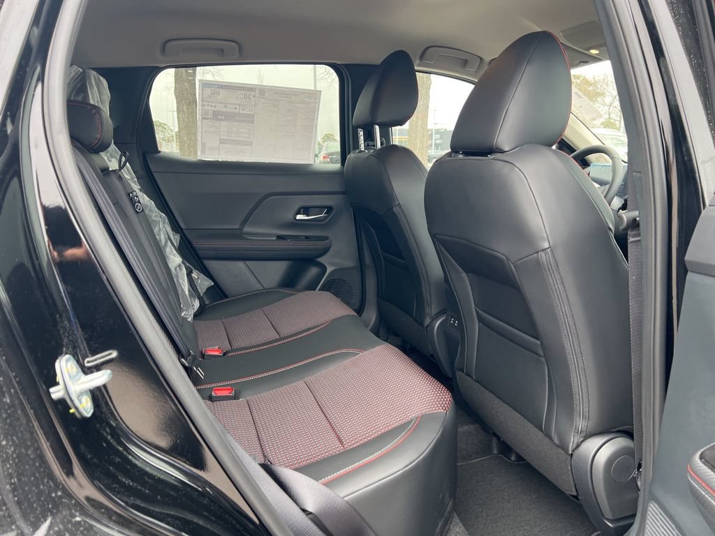 New 2025 Nissan Kicks SR AWD/4WD image 16